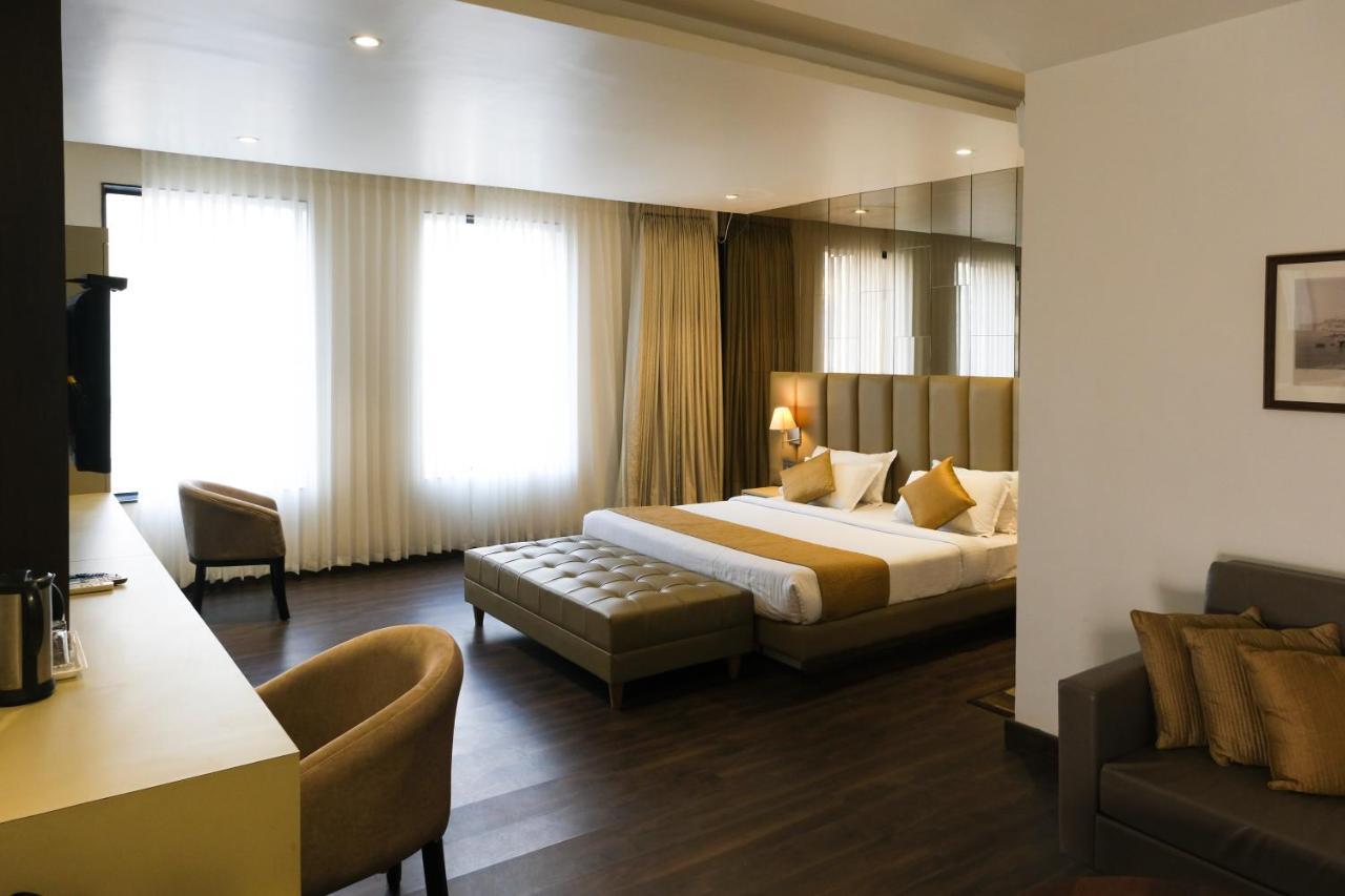The Wallflower Hotel Kota  Extérieur photo